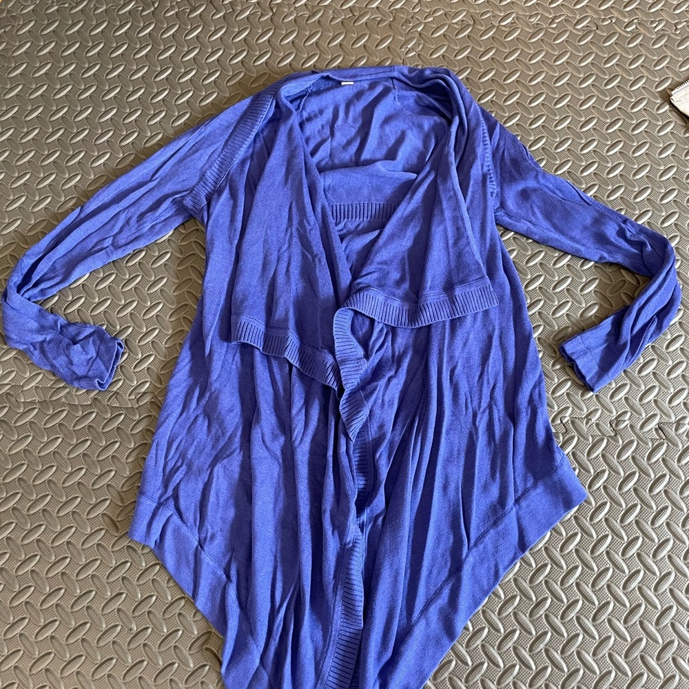 Lululuemon cardigan 8